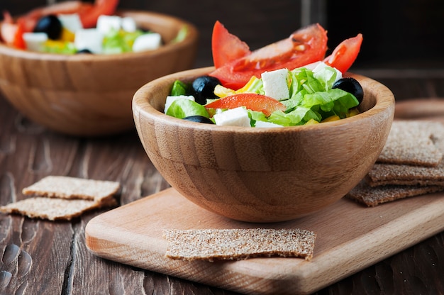 Salada grega fresca com azeite