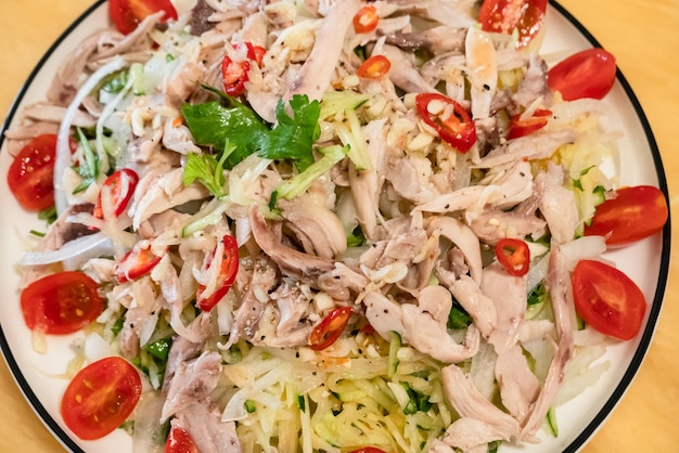 Salada tailandesa de papaia