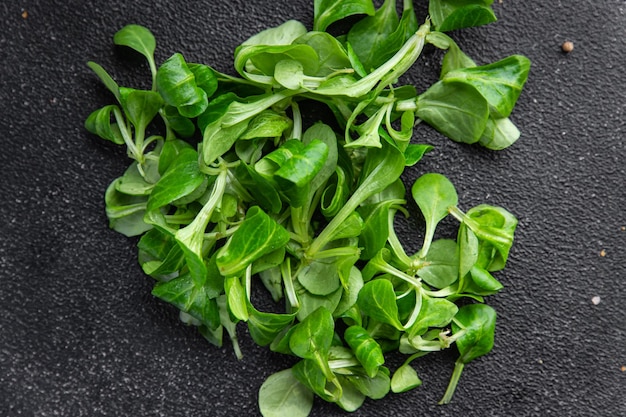 salada verde fresca mache deixa refeição saudável lanche na mesa cópia espaço fundo de comida