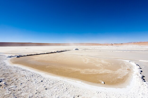 Salar de Chalviri na Bolívia