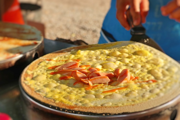 Salchicha De Panqueque En La Comida De La Calle