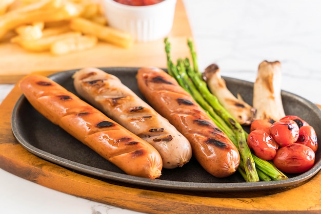 Salchicha a la plancha con verdura