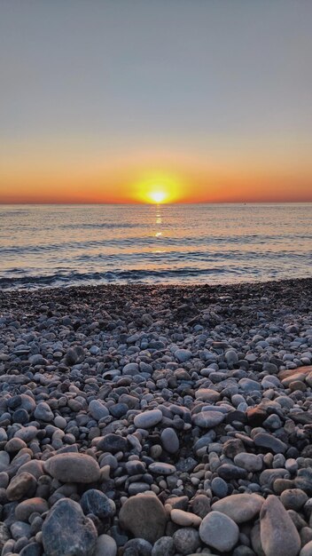 Salida del sol en la playa