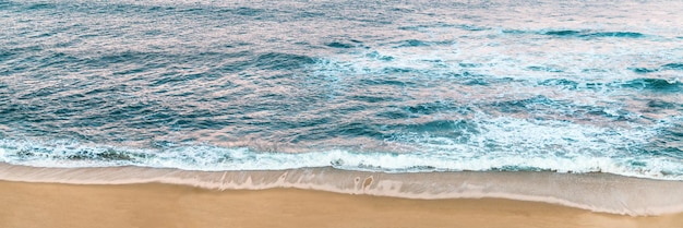 Salida del sol sobre el Océano Atlántico