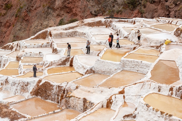 Salinen von Maras im Heiligen Tal der Inkas Urubamba Cuzco Peru