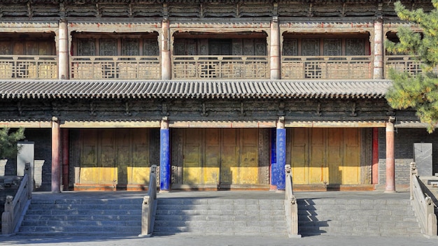 Foto el salón del buda gigante-dafo si el gran templo del buda-la arcilla asiática más grande en marco de madera buda reclinado-1260