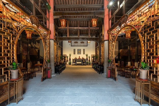 Salón interior de loft de arquitectura antigua china