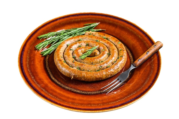 Salsicha espiral grelhada de carne de porco e carne bovina em um prato rústico isolado no fundo branco