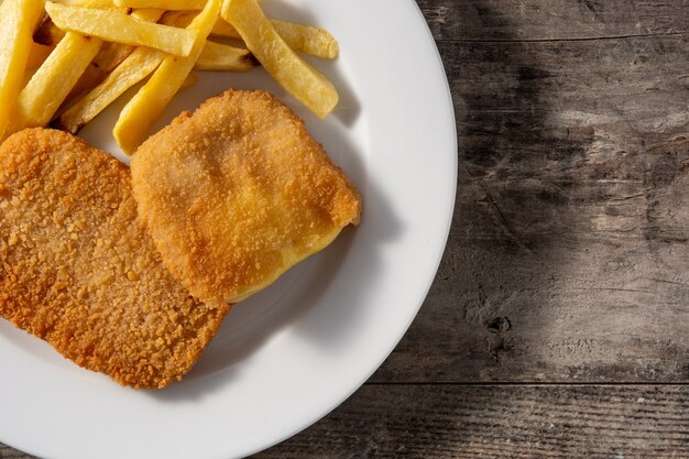 Foto san jacobo steak gefüllt mit käse und schinken