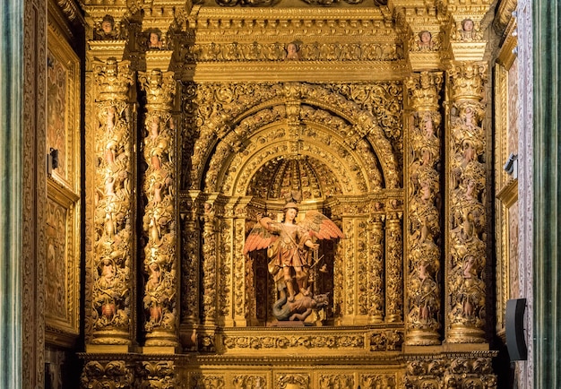 San Jorge y el Dragón en la Catedral de Funchal Madiera