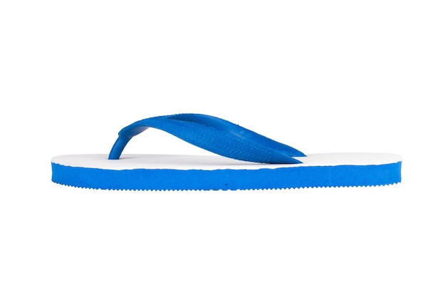 Sandalias flip flops color azul aislado sobre fondo blanco.