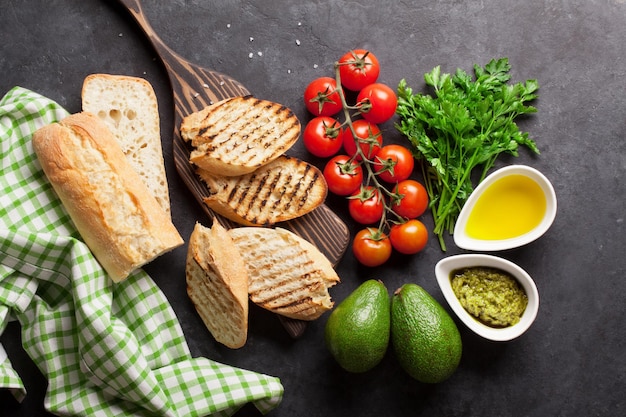 Sanduíche ciabatta para cozinhar