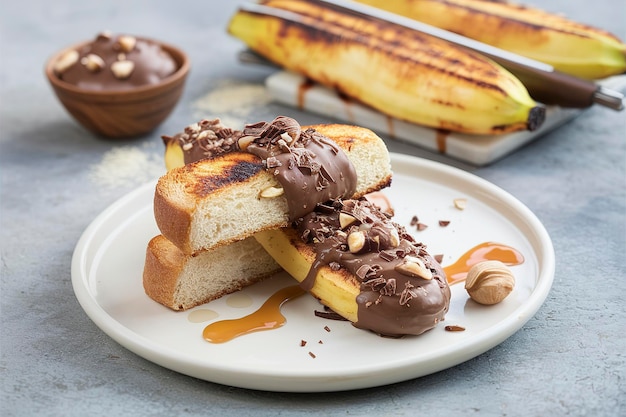 Sanduíche de banana grelhada e pasta de avelã de chocolate