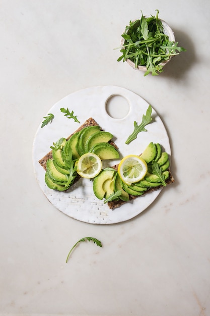 Sandwich mit Avocado