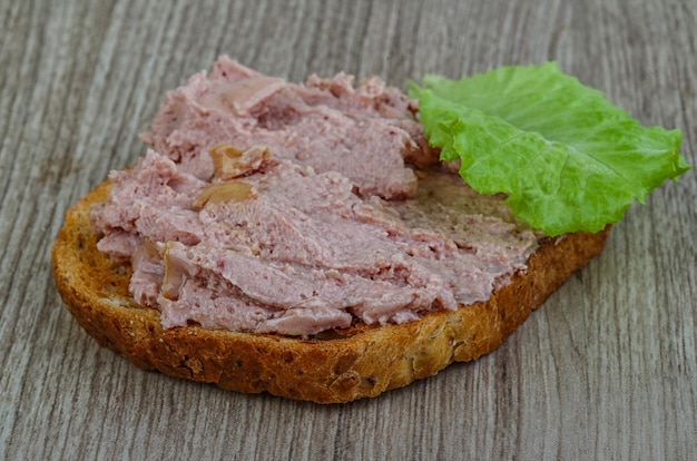 Sándwich de paté