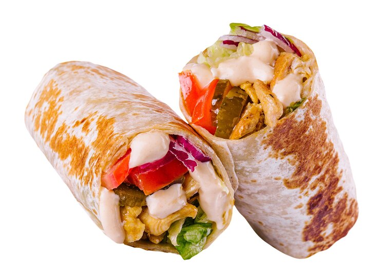 Sándwich de Shawarma aislado sobre fondo blanco.