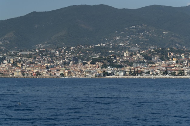 Sanremo vista desde el mar