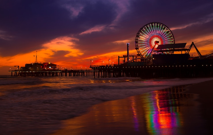 Foto santa monica california sonnenuntergang am pier ferrys rad