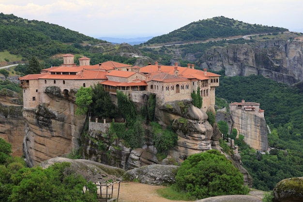 Foto santo monasterio de varlaam en el complejo de monasterios de meteora en grecia foto de alta calidad