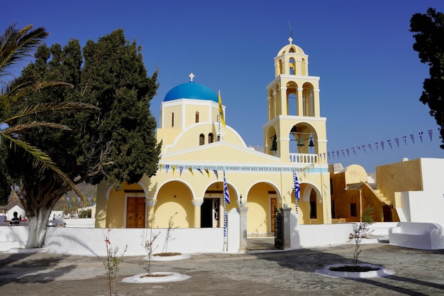 SANTORINI GRECIA 27 DE ABRIL DE 2022 San Georgios Oia Santa Iglesia Ortodoxa Santorini Grecia