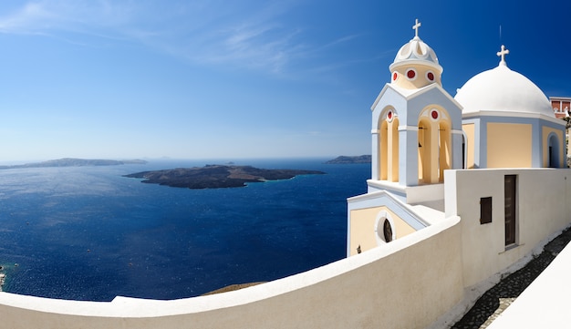 Santorini Panorama mit Kirche