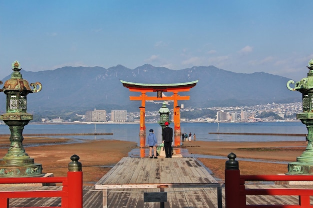 Santuário de Torii Itsukushima Ilha de Miyajima Japão