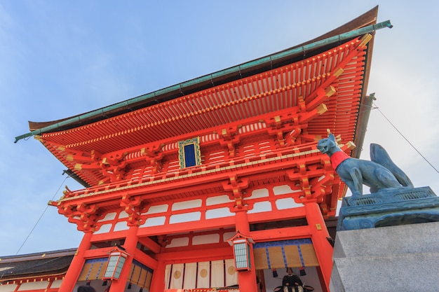 Santuário Fushimi Inari taisha de Inari, Fushimi Ku em Kyoto, Japão