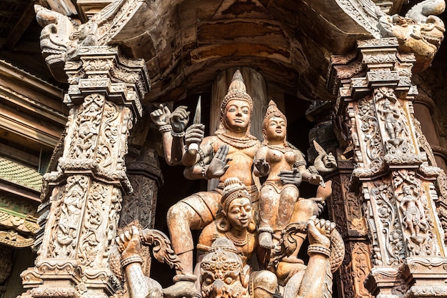 Santuario de la verdad en Pattaya