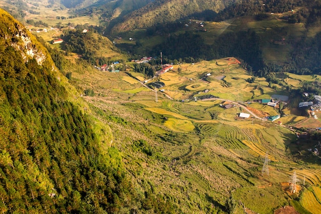 Sapa Valley Stadt im Nebel am Morgen Vietnam