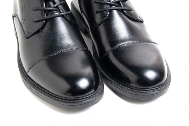 Sapatos de couro preto para homem