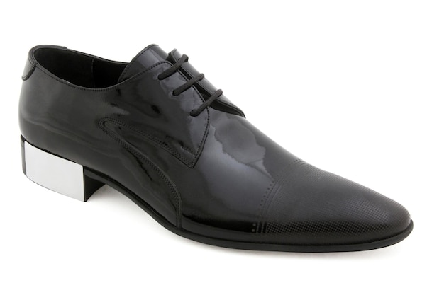 sapatos masculinos elegantes e de couro