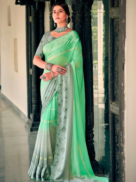 Saree Banarasi de seda macia Kanjivaram para mulheres