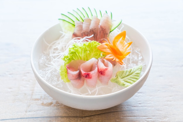 Sashimi de atum de barbatana amarela