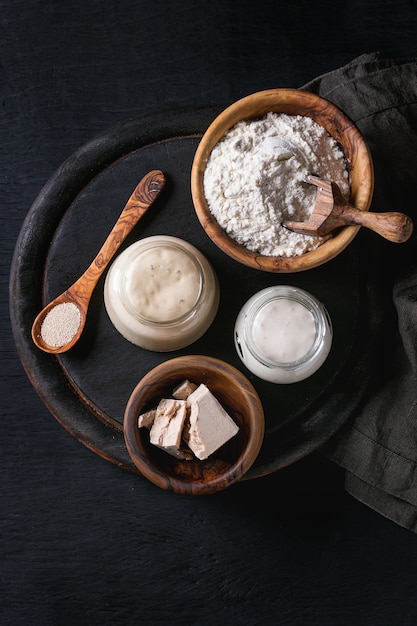 Sauerteig zum Brotbacken