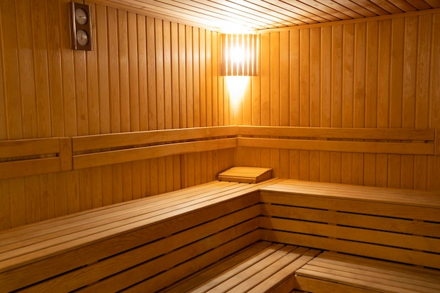 Sauna de madera de un resort