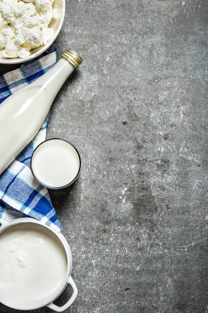 Saure Sahne, Milch und Quark auf der Serviette