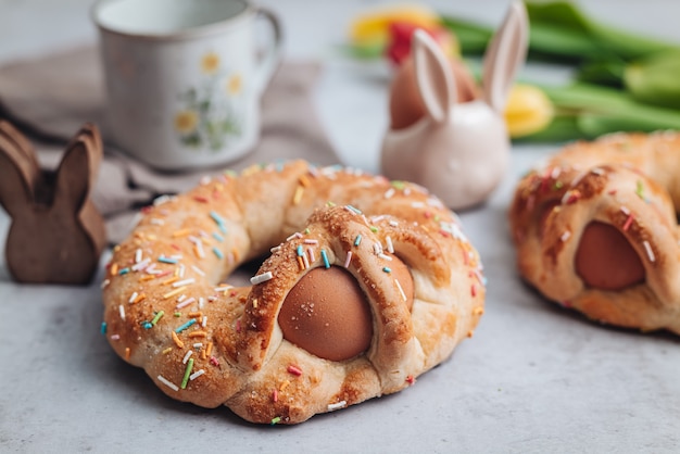 Scarcella, ein traditionelles Gebäck für die Osterferien in Apulien