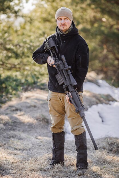 Foto scharfschütze der armee während der militäroperation