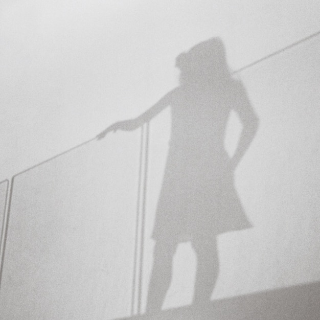 Foto schatten einer person an der wand