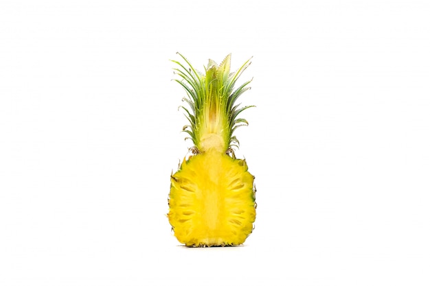 Scheibe Ananas lokalisiert auf weißem Hintergrund