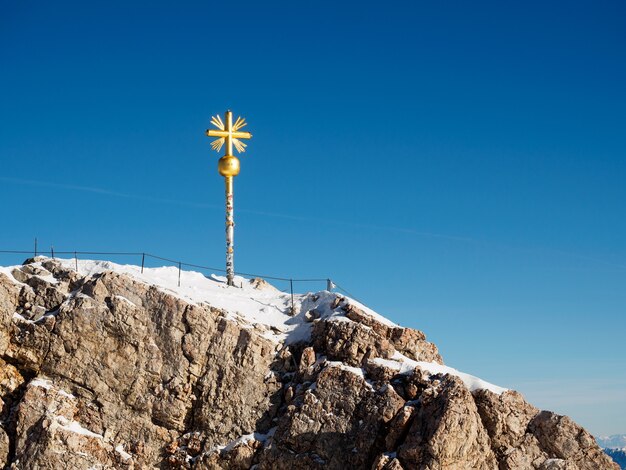 Schild auf der Zugspitze, dem höchsten Berg Deutschlands.