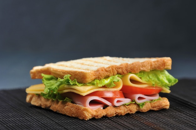 Schinken-Käse-Sandwich