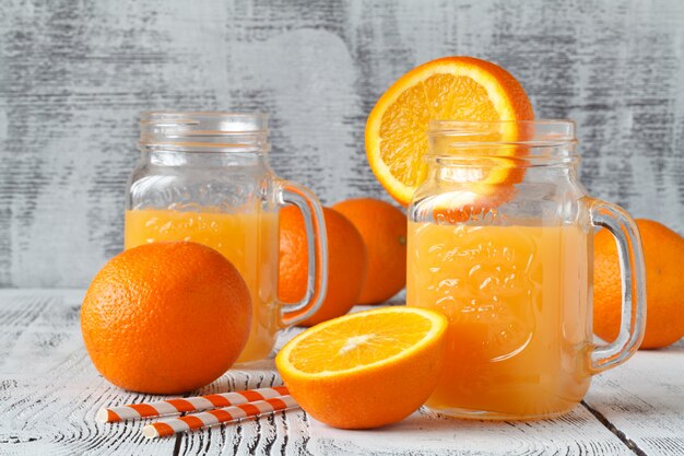 Schlag mit Orangenscheiben