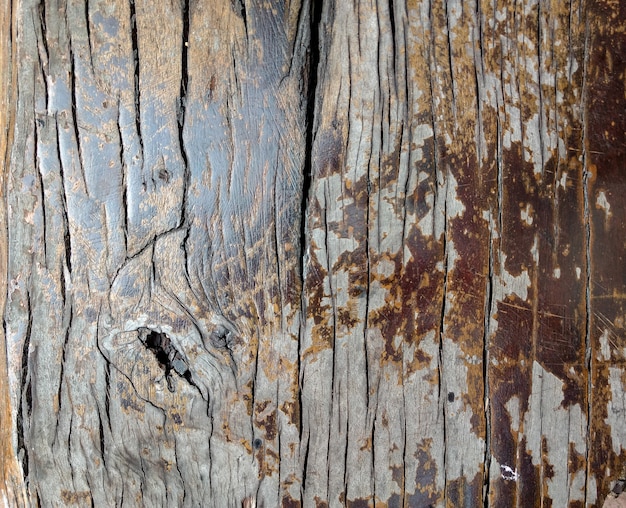 Foto schließen sie herauf den rustikalen hölzernen sprung