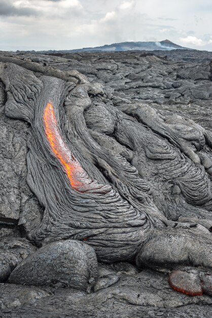 Schließen Sie herauf Lavafluss im Lavafeld