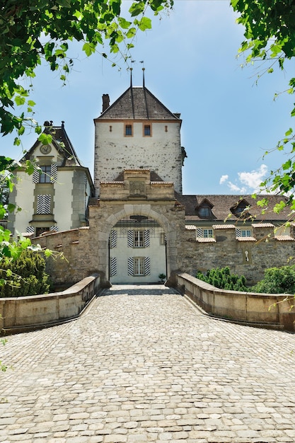 Schloss am Thunersee Schweiz