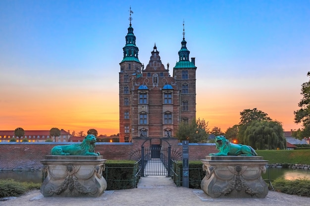 Schloss Rosenborg oder Schloss Rosenborg bei Sonnenuntergang, Kopenhagen, Hauptstadt von Dänemark