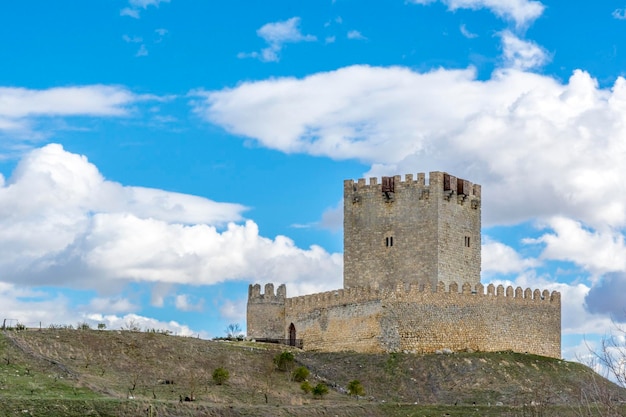 Schloss Tiedra in Valladolid Spanien an einem sonnigen Wintertag