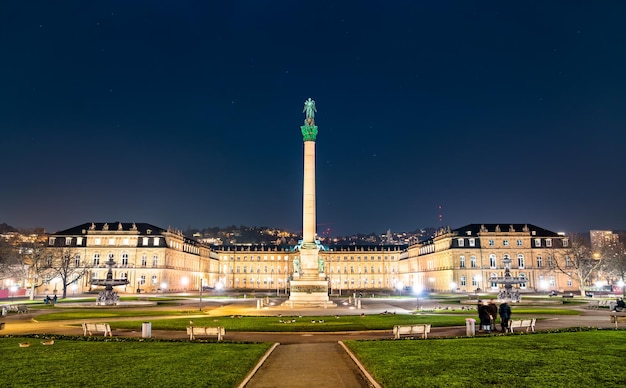 Schlossplatz mit neuem Schloss in Stuttgart Deutschland