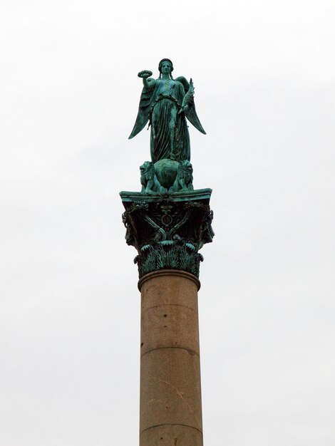 Schlossplatz (plaza del castillo) Stuttgart